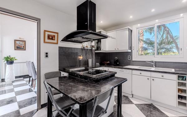 Maison à vendre    5 pièces • 161 m2 Saint-Jory