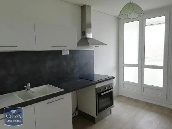 Appartement à louer 4 pièces 82.78m²