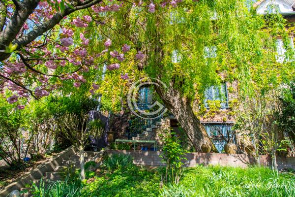 Paris (75020) MAISON SPACIEUSE ET SON JARDIN