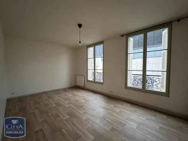 Appartement à louer 3 pièces 64.32m² Tours (37000)