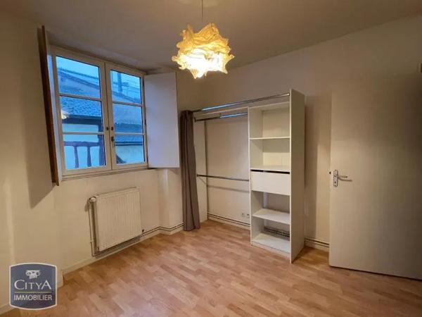 Appartement à louer 3 pièces 64.32m² Tours (37000)