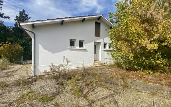 Maison à vendre    4 pièces •  Mont-de-Marsan