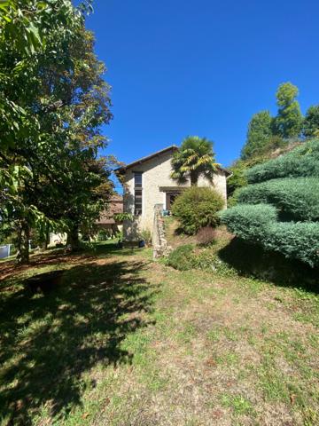 Propriété avec deux habitations