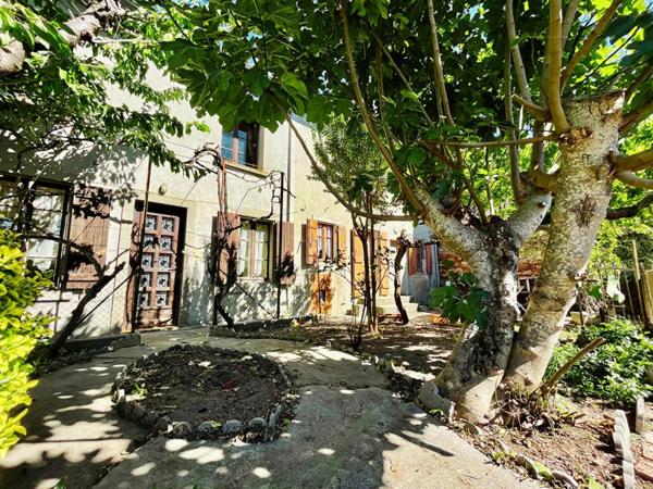 EXCLUSIVITÉ - MONTRÉAL - MAISON - 4 CHAMBRES - JARDIN - TRAVAUX A PRÉVOIR - VISITE VIRTUELLE SUR DEMANDE