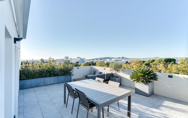 Appartement à vendre    3 pièces • 66,55 m2 Marseille 9