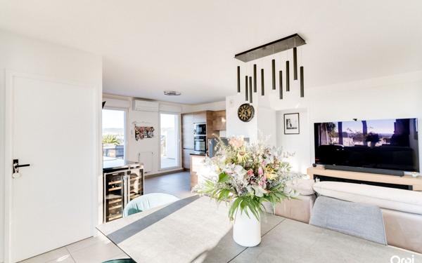 Appartement à vendre    3 pièces • 66,55 m2 Marseille 9