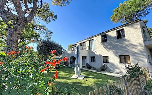 Maison à vendre    3 pièces • 193,28 m2 Mougins