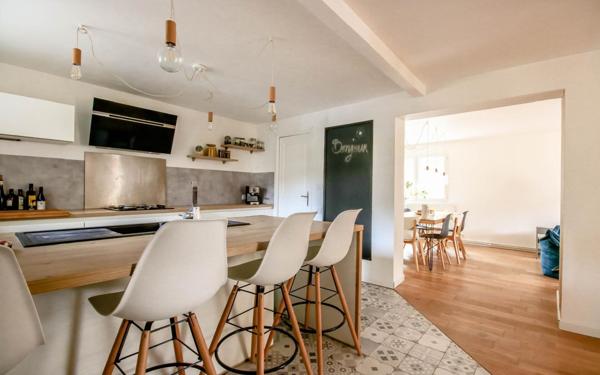 Maison à vendre    5 pièces •  Romans-sur-Isère