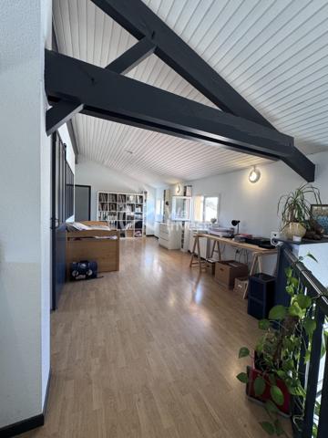 Exclusivité - Maison de caractère 220 m² env. - Piscine - Dépendances - Terrain de 2 000 m² - Bressols