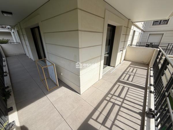 Location Appartement 3 pièces 77.8 m² - Levallois-perret 92300