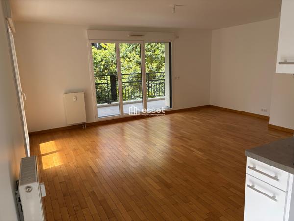 Location Appartement 3 pièces 77.8 m² - Levallois-perret 92300