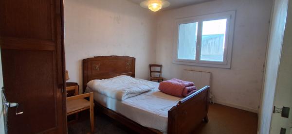 LES SABLES D'OLONNE - APPARTEMENT T2 à rénover+GARAGE