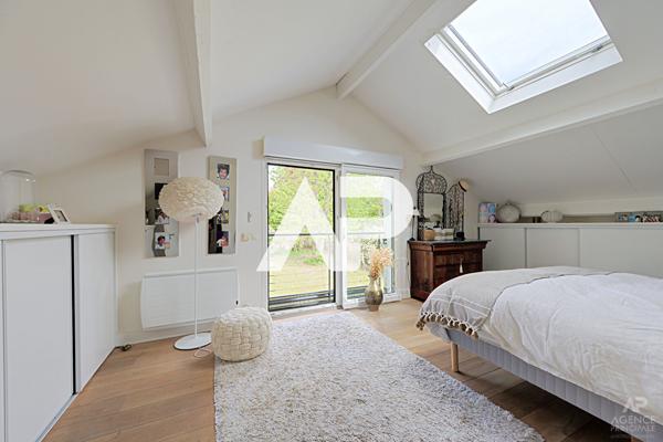 Maison Rueil Malmaison 6 pièce(s) 155.50 m2 1 190 000 € **  - Référence  20118