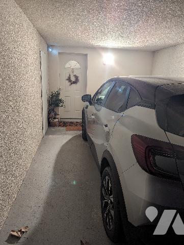 Maison de ville sur 3 niveaux tbe 2 grandes chambres