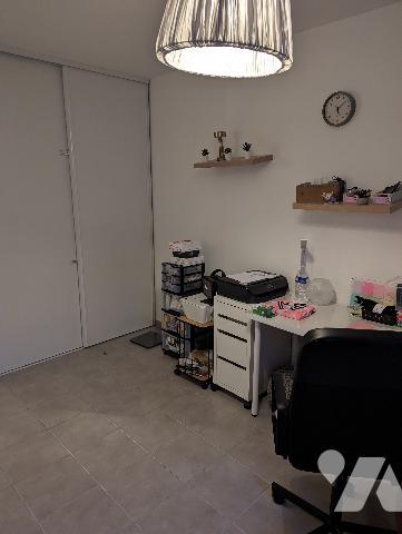 Maison de ville sur 3 niveaux tbe 2 grandes chambres