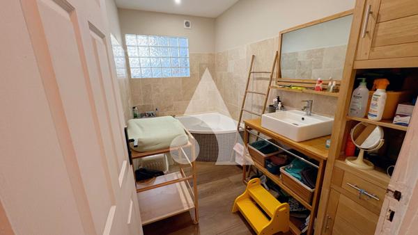 Maison 7 pièces 203 m2