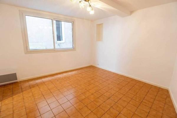 Appartement 1 pièce                                        - 44000 Nantes Réf : 11253
