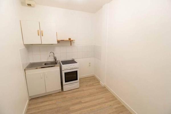 Appartement 1 pièce                                        - 44000 Nantes Réf : 11253