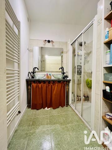 Maison à vendre 5 pièces 174 m² Saint-Just-d'Ardèche