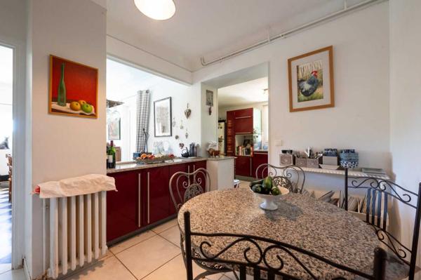 Maison contemporaine - Sarlat-la-caneda Sarlat – Grande maison familiale de 7 chambres avec piscine sur 1 930 m² de jardin clos