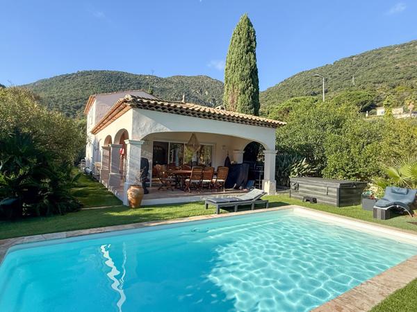 Maison à vendre  5 pièces - 122 m2 CAVALAIRE SUR MER - 83