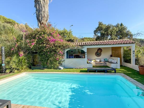 Maison à vendre  5 pièces - 122 m2 CAVALAIRE SUR MER - 83