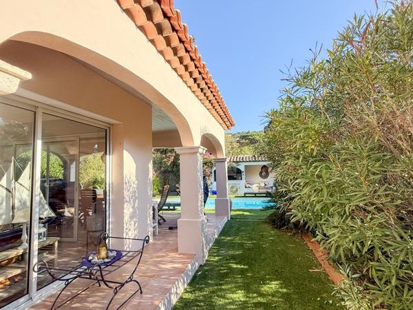 Maison à vendre  5 pièces - 122 m2 CAVALAIRE SUR MER - 83