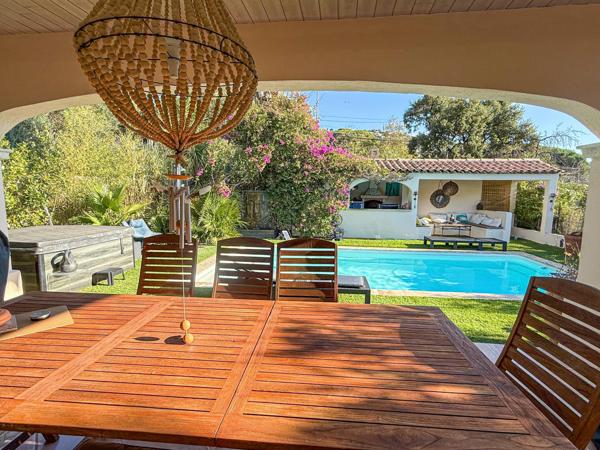 Maison à vendre  5 pièces - 122 m2 CAVALAIRE SUR MER - 83