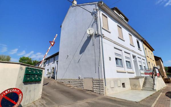Immeuble à vendre    10 pièces • 445 m2 Creutzwald