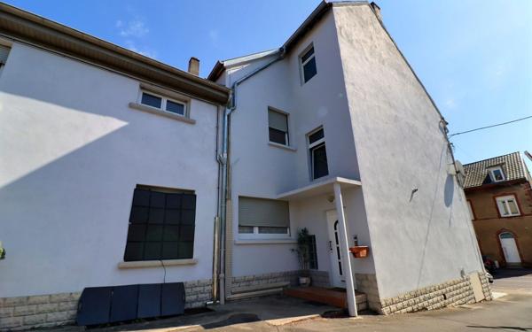 Immeuble à vendre    10 pièces • 445 m2 Creutzwald