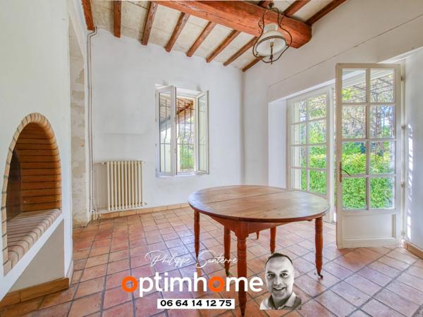 Grand ensemble immobilier 2 Maisons mitoyennes : Grande Maison Bourgeoise de 1805 avec jardin et piscine + Maison de Village avec double garage– Centre Nîmes Saint-Césaire