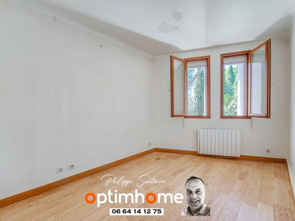 Grand ensemble immobilier 2 Maisons mitoyennes : Grande Maison Bourgeoise de 1805 avec jardin et piscine + Maison de Village avec double garage– Centre Nîmes Saint-Césaire