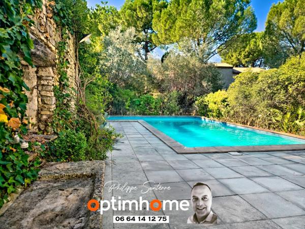 Grand ensemble immobilier 2 Maisons mitoyennes : Grande Maison Bourgeoise de 1805 avec jardin et piscine + Maison de Village avec double garage– Centre Nîmes Saint-Césaire