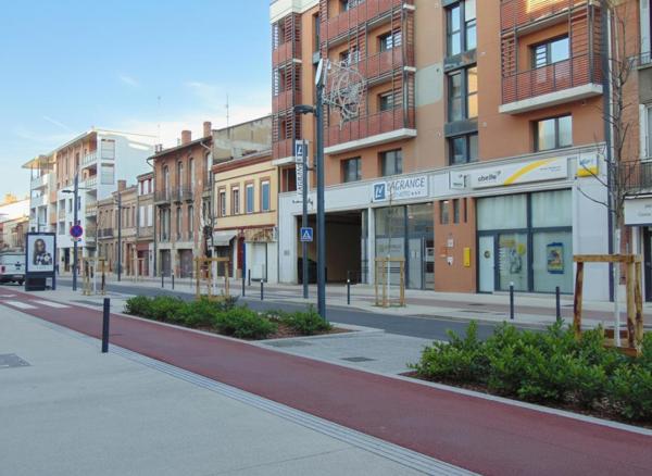 TOULOUSE SAINT-MICHEL - MURS COMMERCIAUX LOUÉS - EMPLACEMENT N°1