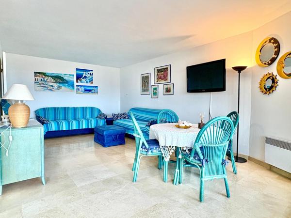 Appartement 2 pièces vue mer, terrasse et garage