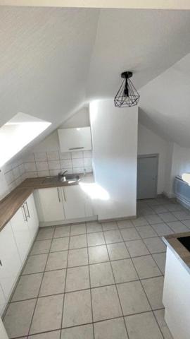 Appartement totalement rénové avec place de parking