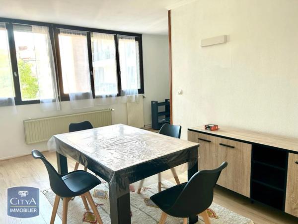 Appartement à louer 2 pièces 42.65m² Lille (59000)