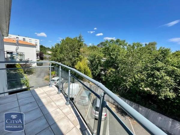 Appartement à louer 1 pièce 25.4m² Niort (79000)