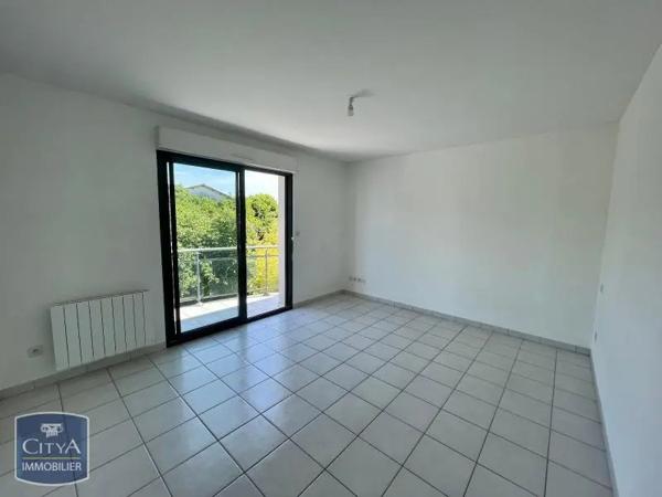 Appartement à louer 1 pièce 25.4m² Niort (79000)