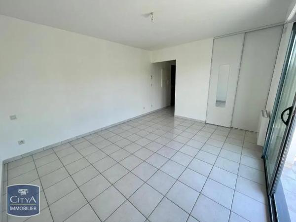 Appartement à louer 1 pièce 25.4m² Niort (79000)