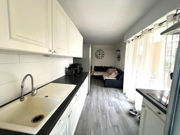 CAGNES SUR MER HIPPODROME Bord de mer 3P Rénové Belle Terrasse Parking