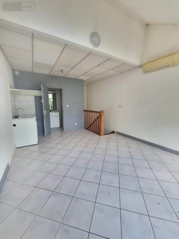 Immeuble à vendre à Tours dans l'Indre-et-Loire (37000), ref : 001/2474   
TOURS Centre - Rabelais