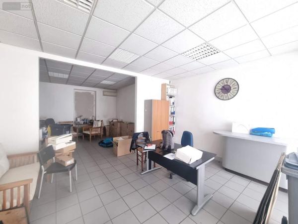 Immeuble à vendre à Tours dans l'Indre-et-Loire (37000), ref : 001/2474   
TOURS Centre - Rabelais