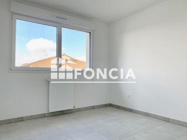 Location Appartement 3 pièces 73 m² - 21-27 IMP DU CIMETIERE DE CROIX DAURADE Toulouse 31200