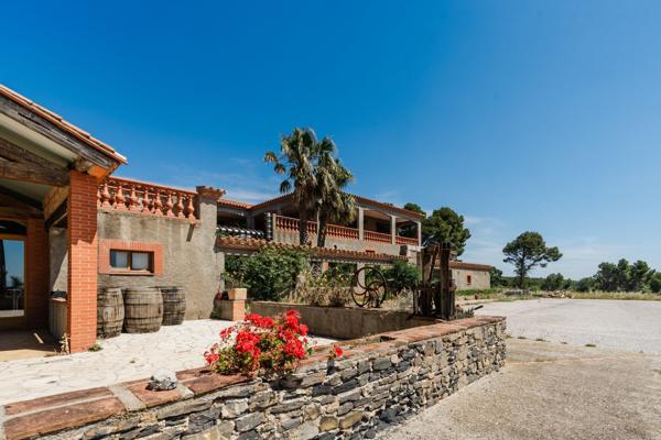 Vente Maison de luxe Perpignan 25 Pièces 1600 m²