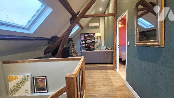En exclusivité : Propriété d’environ 373 m2 Maison à usage d'habitation et Annexes à DIZY (51530)