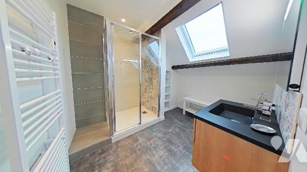 En exclusivité : Propriété d’environ 373 m2 Maison à usage d'habitation et Annexes à DIZY (51530)