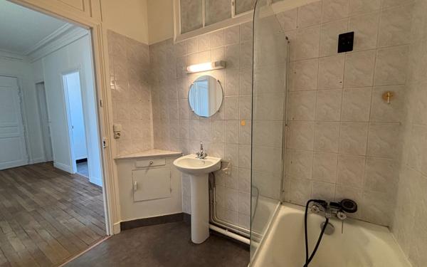 Appartement à louer    3 pièces • 68,87 m2 Chelles