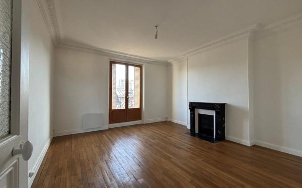 Appartement à louer    3 pièces • 68,87 m2 Chelles