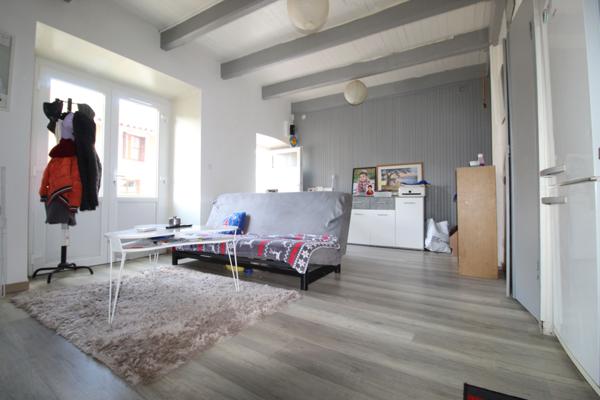 Saint-Félix-de-Sorgues (12400) MAISON VILLAGE T3 AVEC TERRASSE ET GRANDE CAVE